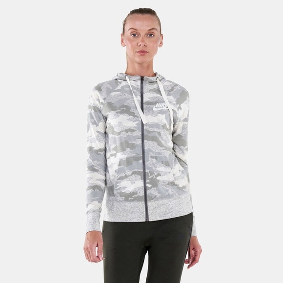 NIKE Women’s Zip Up Hooded Sweatshirt Gray Camouflage Medium Lightweight Workout - Picture 2 of 6